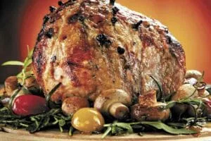 Pernil-Assado-com-Ervas-Finas