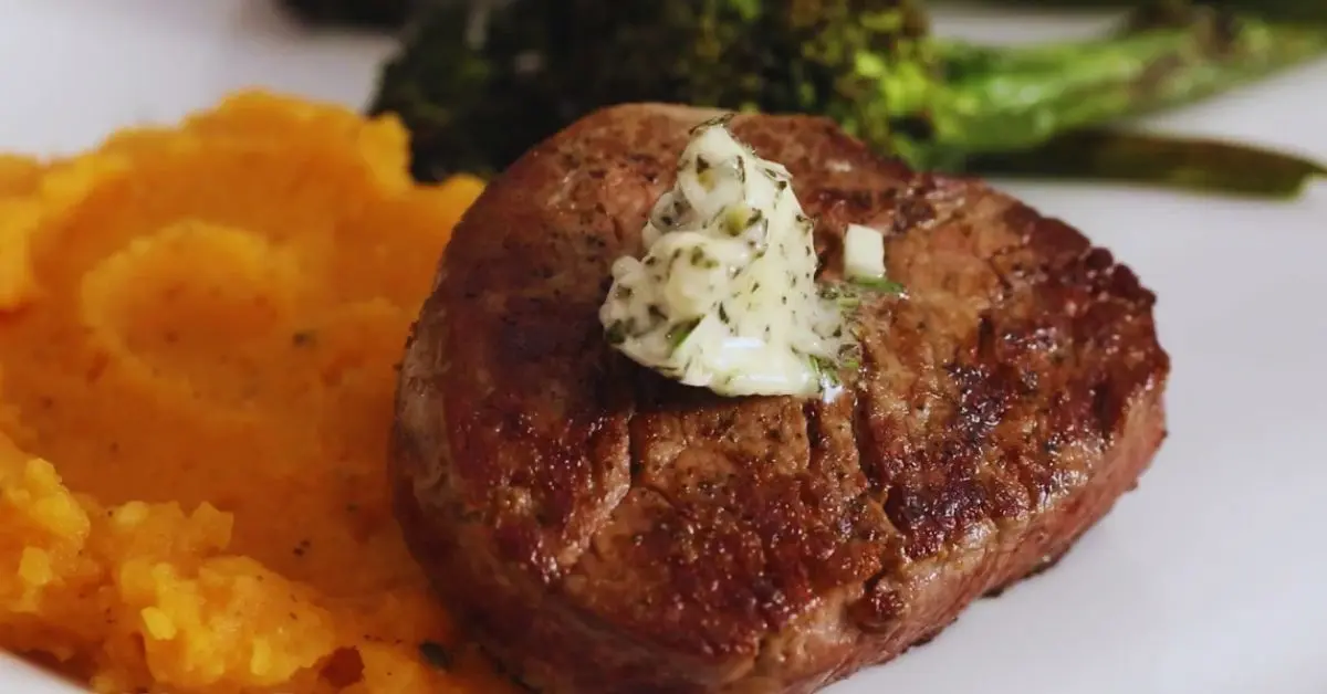 Filé Mignon ao Molho de Mostarda Cremoso e Fácil