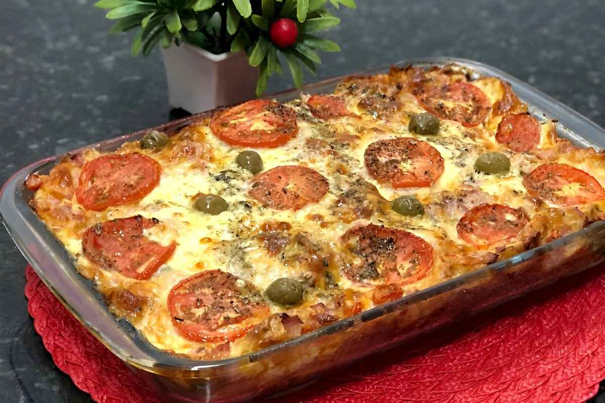 Se você tem pão que sobrou de ontem pode fazer essa deliciosa torta salgada para toda a família