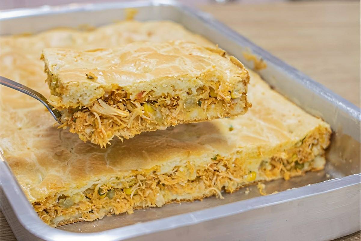 Torta de liquidificador fácil é só bater os ingredientes e assar