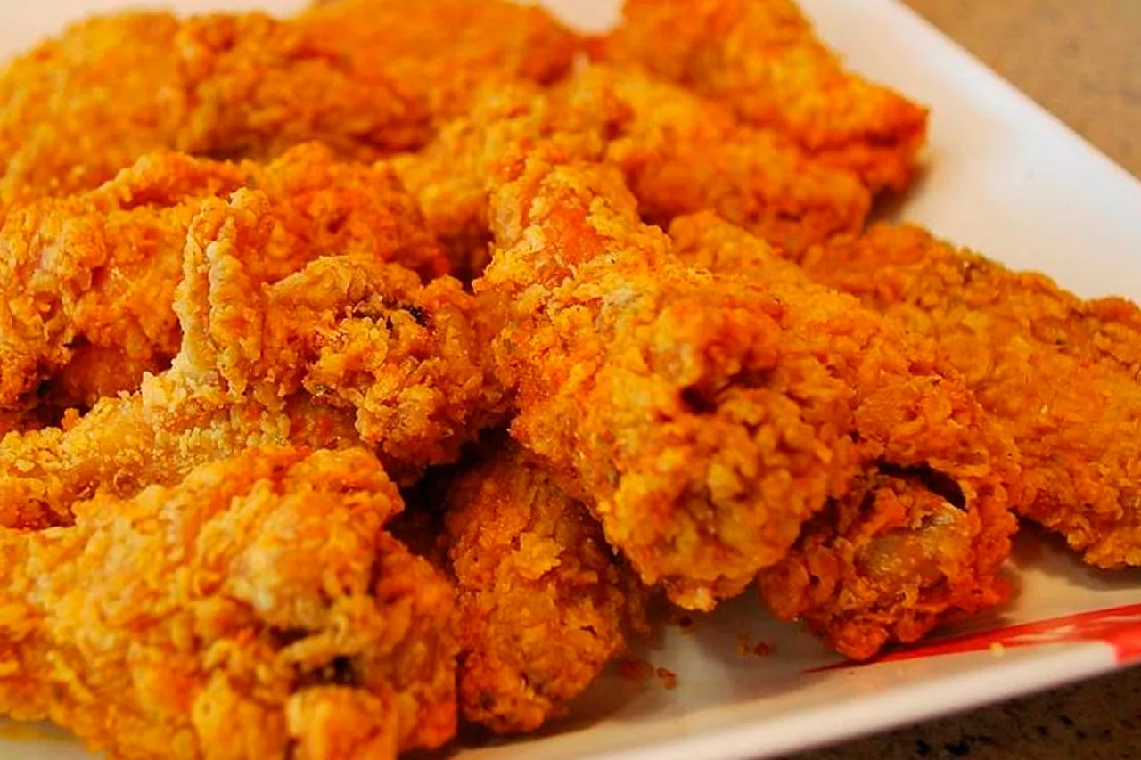 Frango Frito Tipo KFC: A Receita Crocante e Suculenta